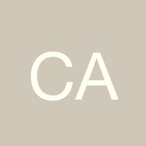 Meet your Posher, Chloe